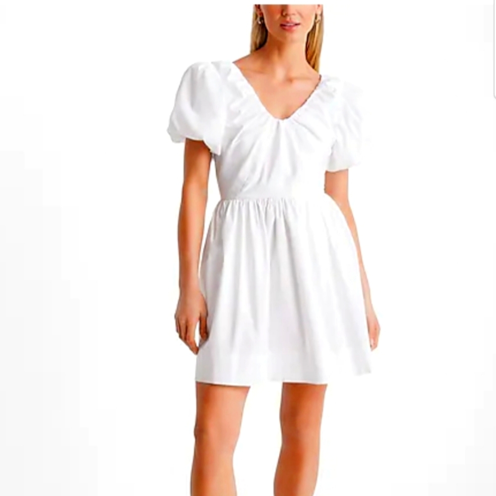 NWT White Puff Sleeve Dress